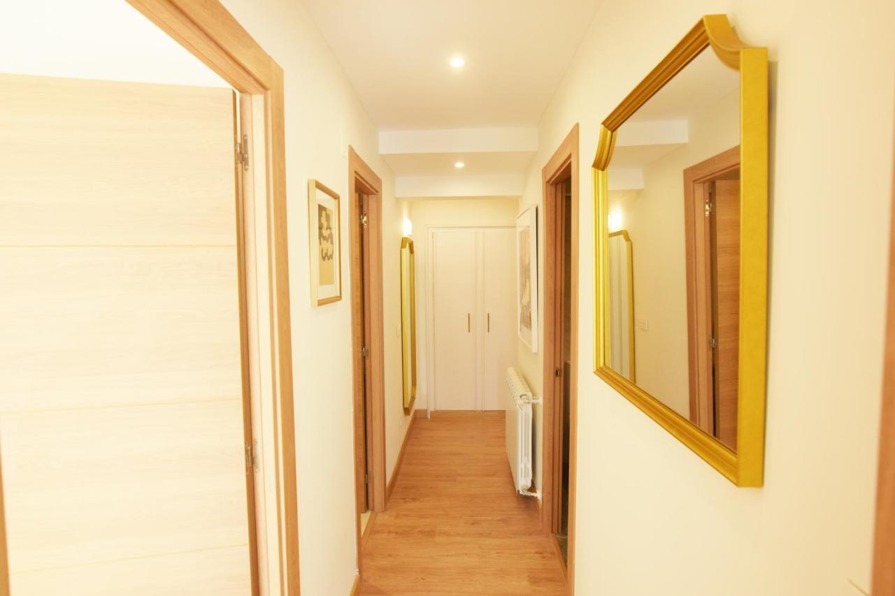 Paradise Luxurious Flat, Free Parking, 3 Double Rooms, Terrace, Jacuzzi, Fully Renovated San Sebastian Exterior photo