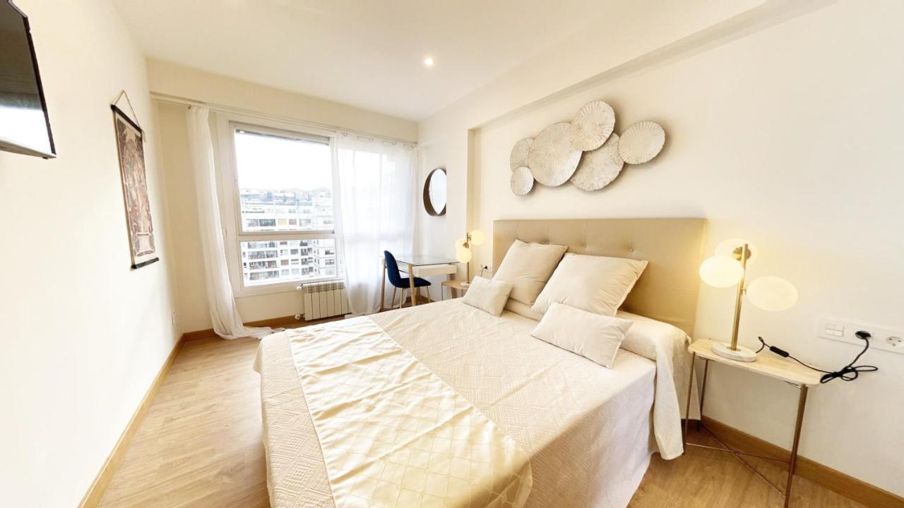 Paradise Luxurious Flat, Free Parking, 3 Double Rooms, Terrace, Jacuzzi, Fully Renovated San Sebastian Exterior photo